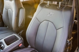 Chrysler Pacifica Select FWD 2026