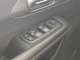 Chrysler Pacifica Select FWD 2026