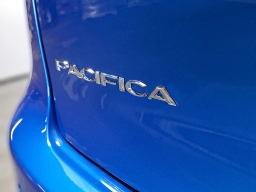 Chrysler Pacifica Select FWD 2026
