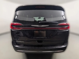 Chrysler Pacifica Select FWD 2026