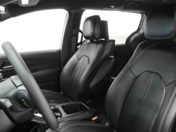 Chrysler Pacifica Select FWD 2026