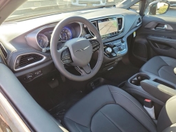 Chrysler Pacifica Select FWD 2026