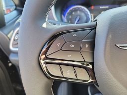 Chrysler Pacifica Select FWD 2026