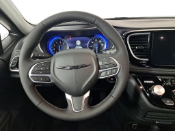 Chrysler Pacifica Select FWD 2026