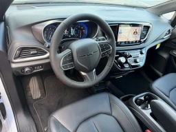 Chrysler Pacifica Select FWD 2026