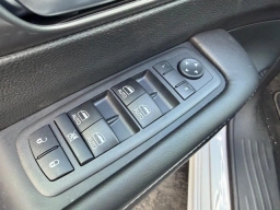 Chrysler Pacifica Select FWD 2026