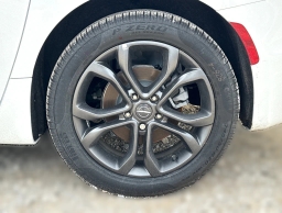 Chrysler Pacifica Select FWD 2026