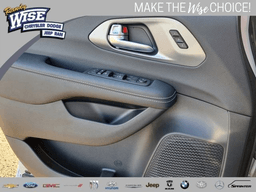 Chrysler Pacifica Select FWD 2026