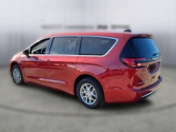 Chrysler Pacifica Select FWD 2026