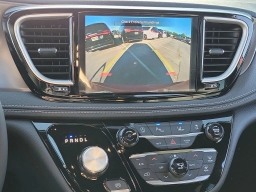 Chrysler Pacifica Select FWD 2026