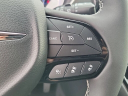 Chrysler Pacifica Select FWD 2026