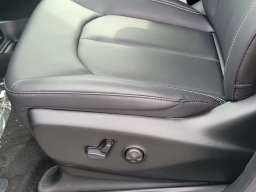 Chrysler Pacifica Select FWD 2026