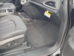 Chrysler Pacifica Select FWD 2026