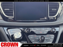 Chrysler Pacifica Select FWD 2026