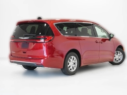 Chrysler Pacifica Select FWD 2026