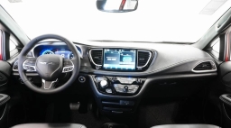 Chrysler Pacifica Select FWD 2026