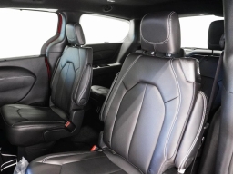 Chrysler Pacifica Select FWD 2026