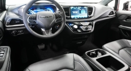 Chrysler Pacifica Select FWD 2026