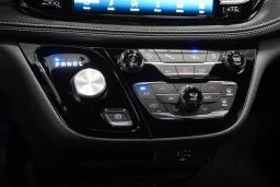 Chrysler Pacifica Select FWD 2026