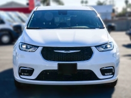 Chrysler Pacifica Select FWD 2026