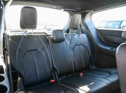 Chrysler Pacifica Select FWD 2026