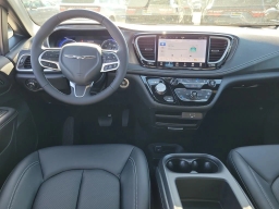 Chrysler Pacifica Select FWD 2026