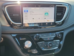 Chrysler Pacifica Select FWD 2026