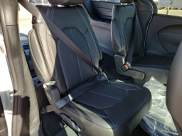 Chrysler Pacifica Select FWD 2026