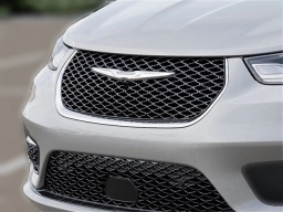 Chrysler Pacifica Select FWD 2026