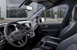 Chrysler Voyager LX FWD 2026