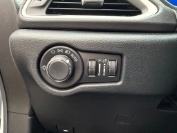 Chrysler Voyager LX FWD 2026