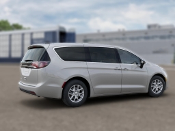 Chrysler Voyager LX FWD 2026