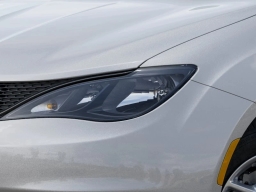 Chrysler Voyager LX FWD 2026