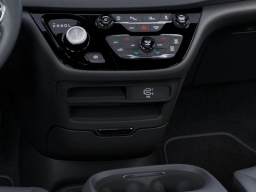 Chrysler Voyager LX FWD 2026