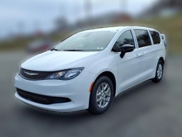 Chrysler Voyager LX FWD 2026