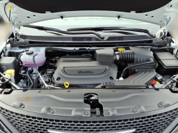 Chrysler Voyager LX FWD 2026