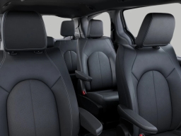 Chrysler Voyager LX FWD 2026