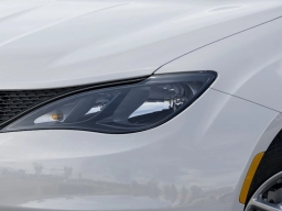 Chrysler Voyager LX FWD 2026