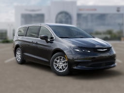 Chrysler Voyager LX FWD 2025