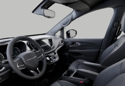 Chrysler Voyager LX FWD 2026