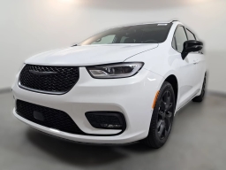 Chrysler Pacifica Limited FWD 2026