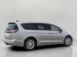 Chrysler Pacifica Limited FWD 2026