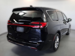 Chrysler Pacifica Limited FWD 2026