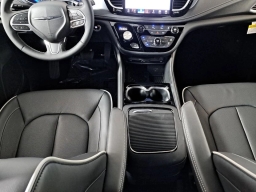 Chrysler Pacifica Limited FWD 2026