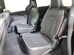 Chrysler Pacifica Limited FWD 2026