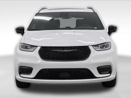 Chrysler Pacifica Limited FWD 2026