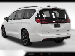 Chrysler Pacifica Limited FWD 2026