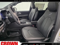 Chrysler Pacifica Limited FWD 2026