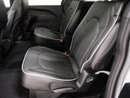 Chrysler Pacifica Limited FWD 2026