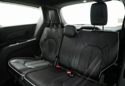 Chrysler Pacifica Limited FWD 2026